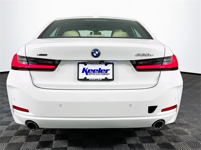 2023 BMW 330e 330e xDrive 5