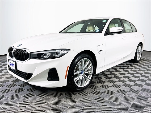 2023 BMW 330e 330e xDrive 2