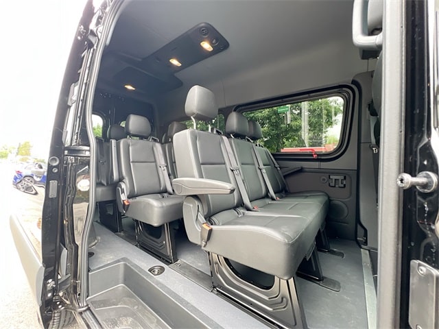 2024 Mercedes-Benz Sprinter 2500 Standard Roof 4-Cyl Diesel HO 17