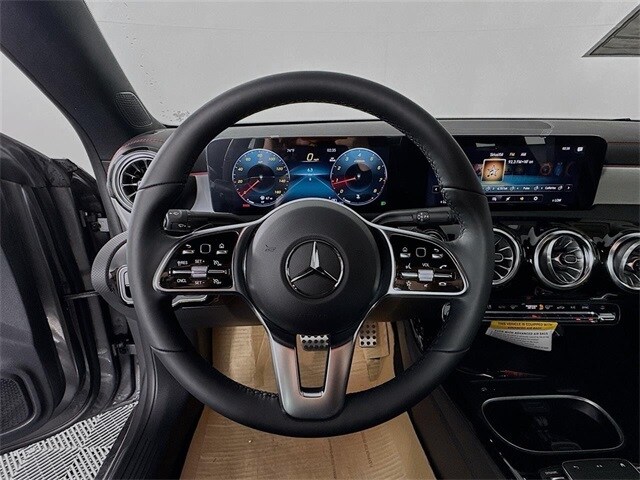 2023 Mercedes-Benz CLA 250 4MATIC 12