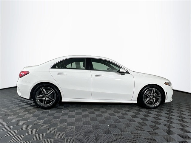 2022 Mercedes-Benz A-Class A 220 4MATIC 7