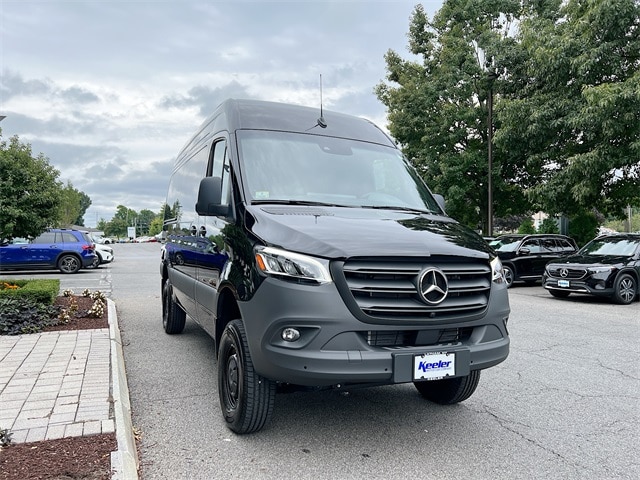 2024 Mercedes-Benz Sprinter 2500 Standard Roof 4-Cyl Diesel HO 8