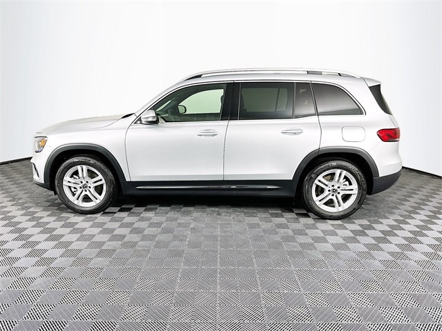 2023 Mercedes-Benz GLB 250 4MATIC 3