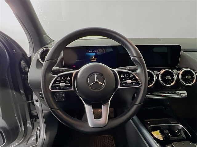 2021 Mercedes-Benz GLA 250 4MATIC 11