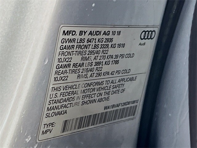 2019 Audi Q8  32