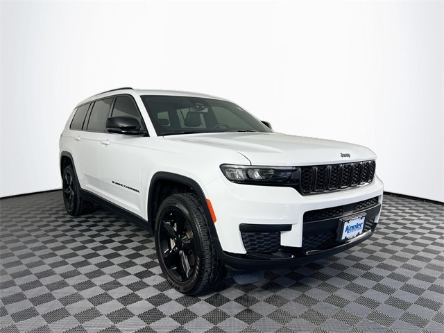 2023 Jeep Grand Cherokee L Altitude 8