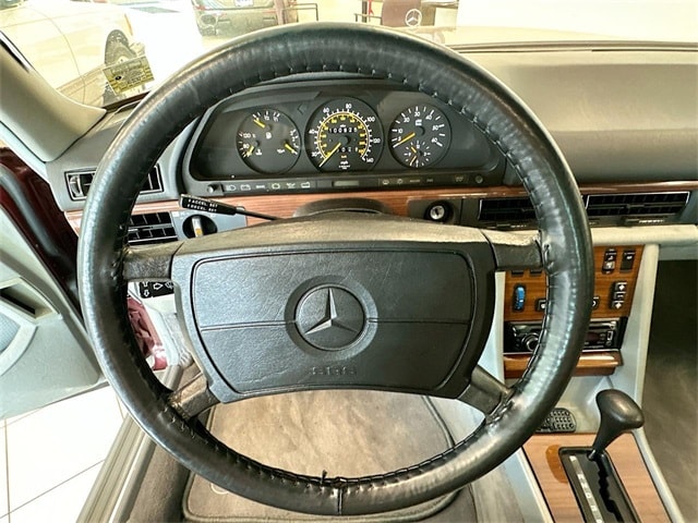 1987 Mercedes-Benz 300-Class 300 SDL 12