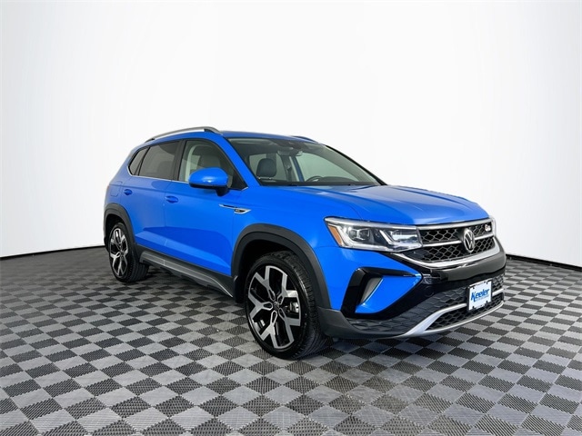 2022 Volkswagen Taos 1.5T SEL 8