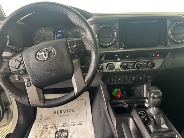 2016 Toyota Tacoma TRD Sport - Photo 13