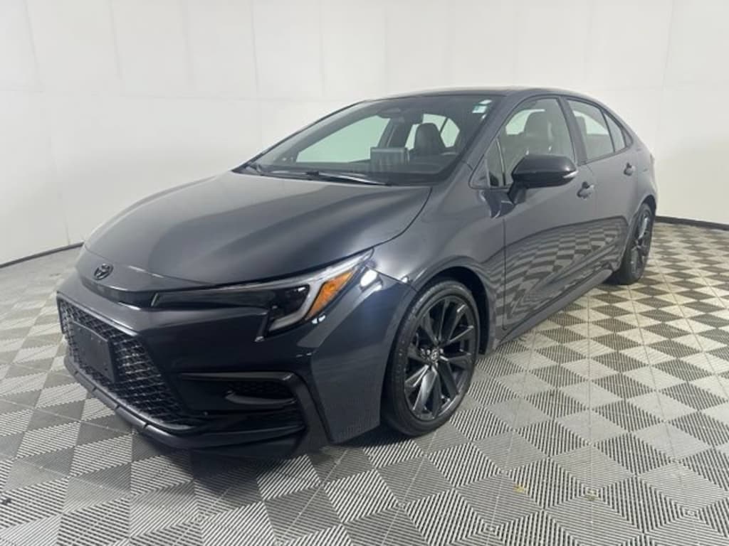 Used 2025 Toyota Corolla XSE Sedan