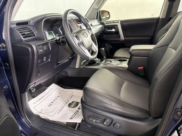 2019 Toyota 4Runner SR5 Premium - Photo 10