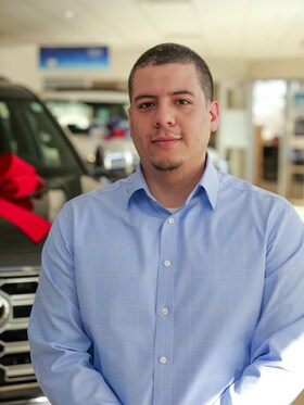 Staff member Edwin Robayo from ID_60a5d9