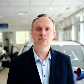 Staff member Michael Sivula from ID_60a5d9
