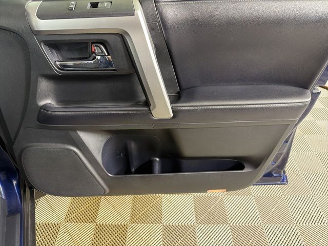 2019 Toyota 4Runner SR5 Premium - Photo 18