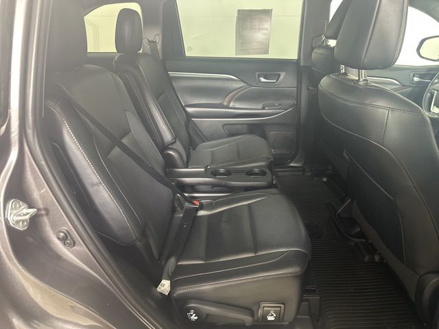 2019 Toyota Highlander Limited - Photo 20