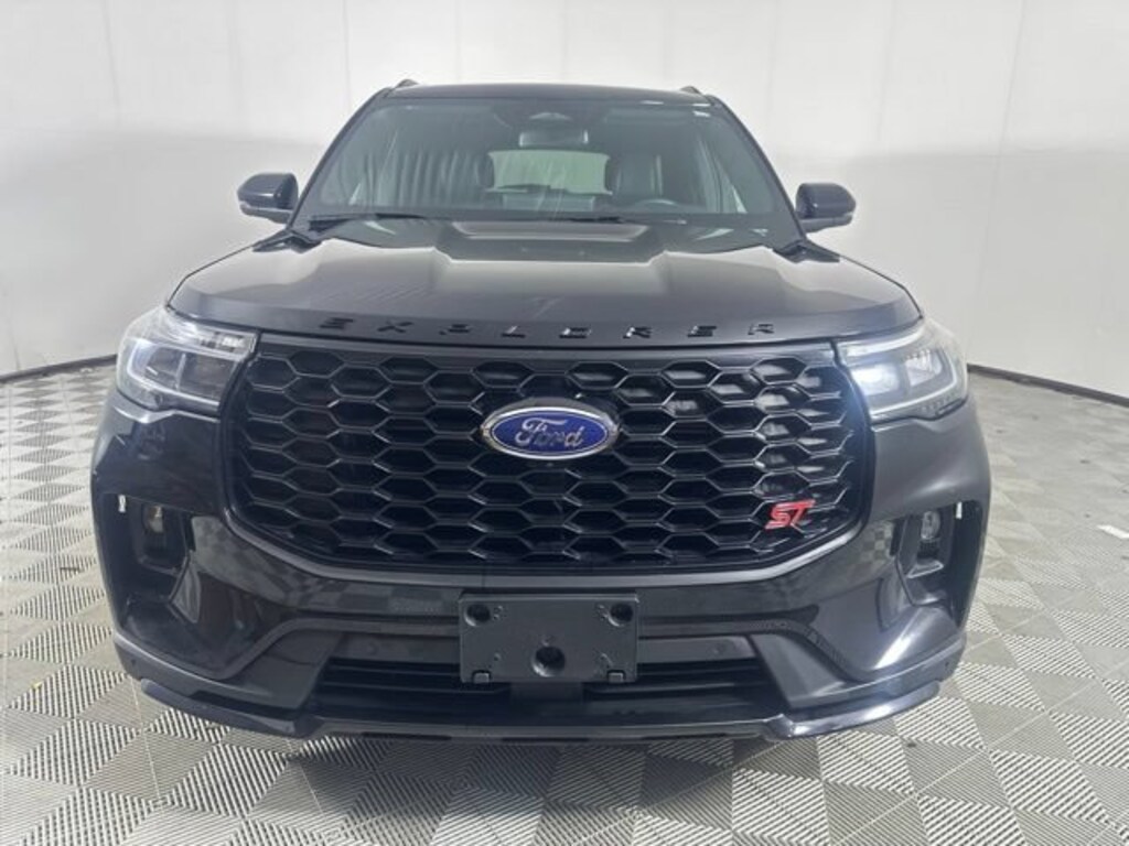 Used 2025 Ford Explorer ST SUV