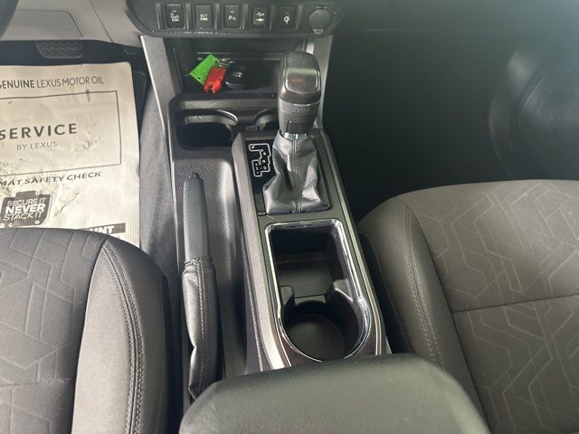 2016 Toyota Tacoma TRD Sport - Photo 14
