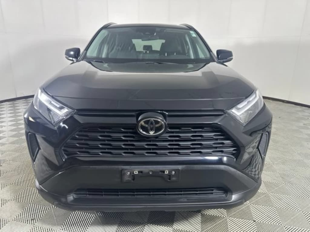 Used 2022 Toyota RAV4 XLE SUV