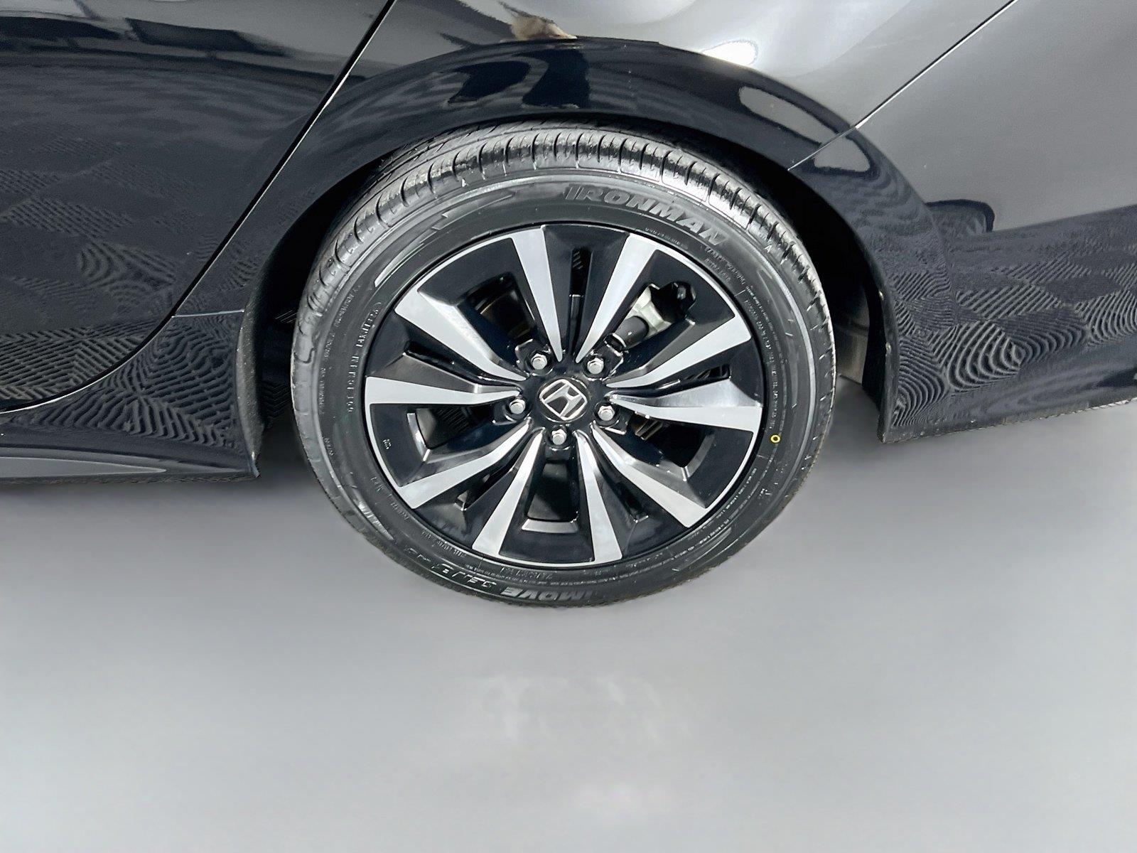 2024 Honda Civic EX - Photo 32
