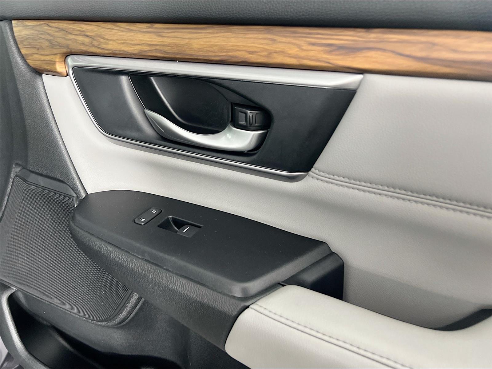 2019 Honda CR-V Touring - Photo 28
