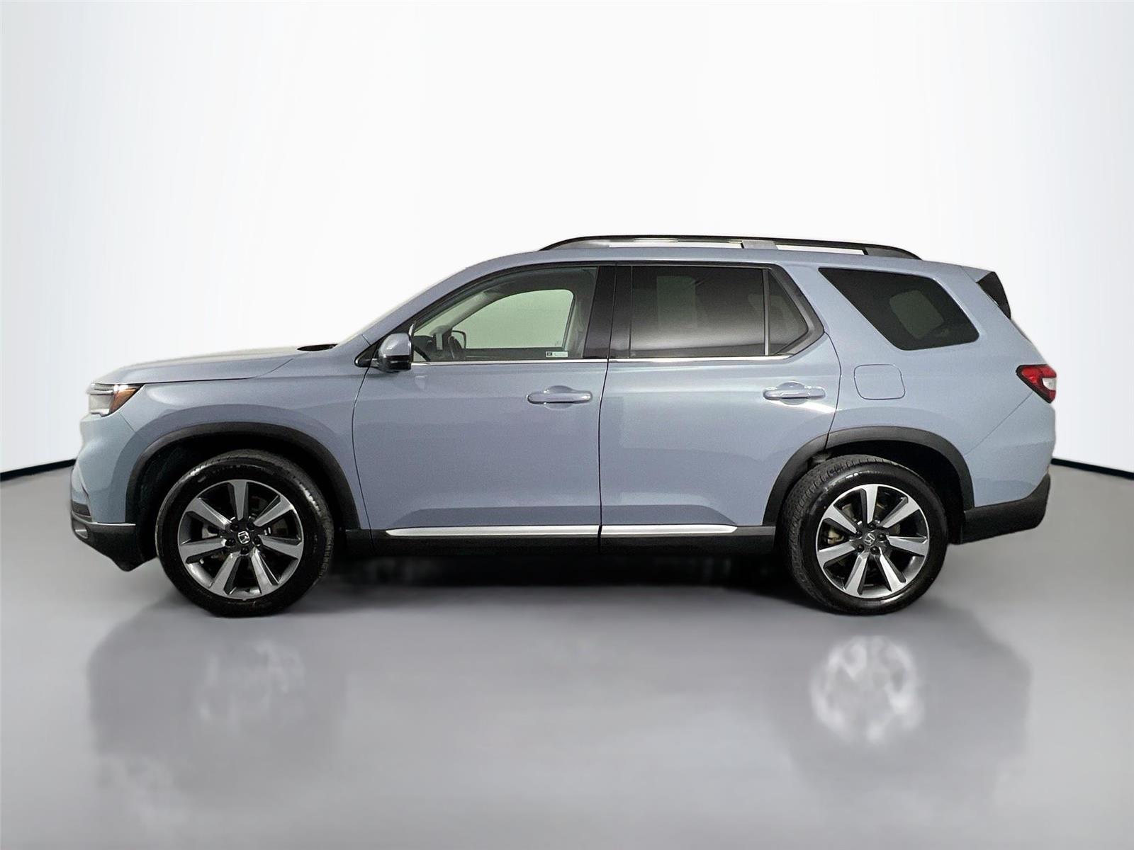 2024 Honda Pilot Elite photo 2