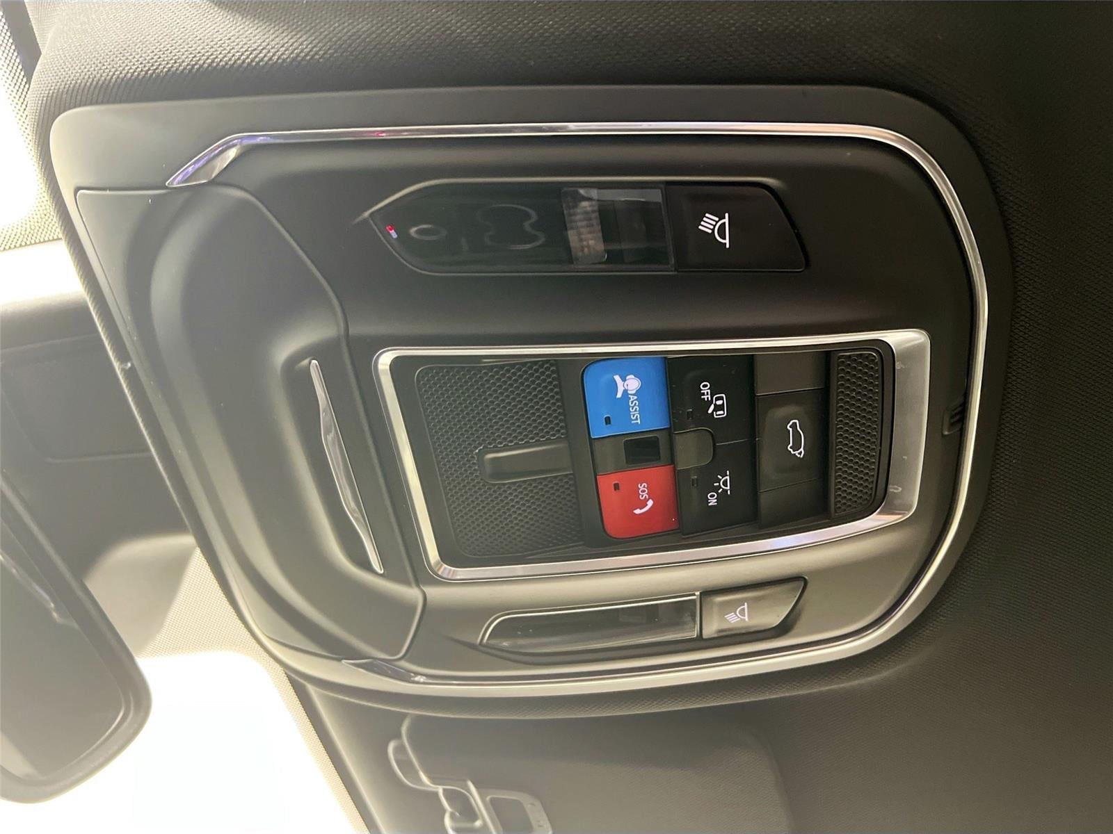 2021 Jeep Grand Cherokee L Altitude - Photo 14