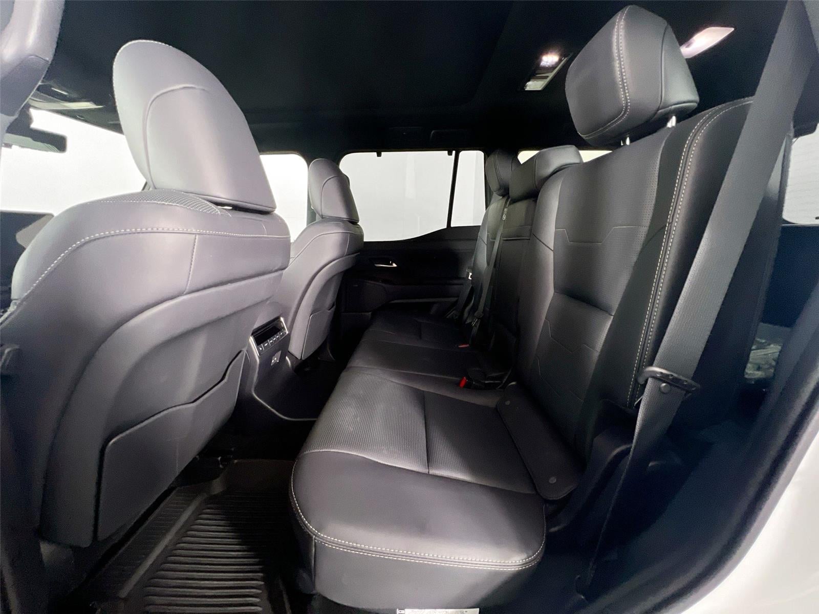 2025 Lexus GX Luxury - Photo 22