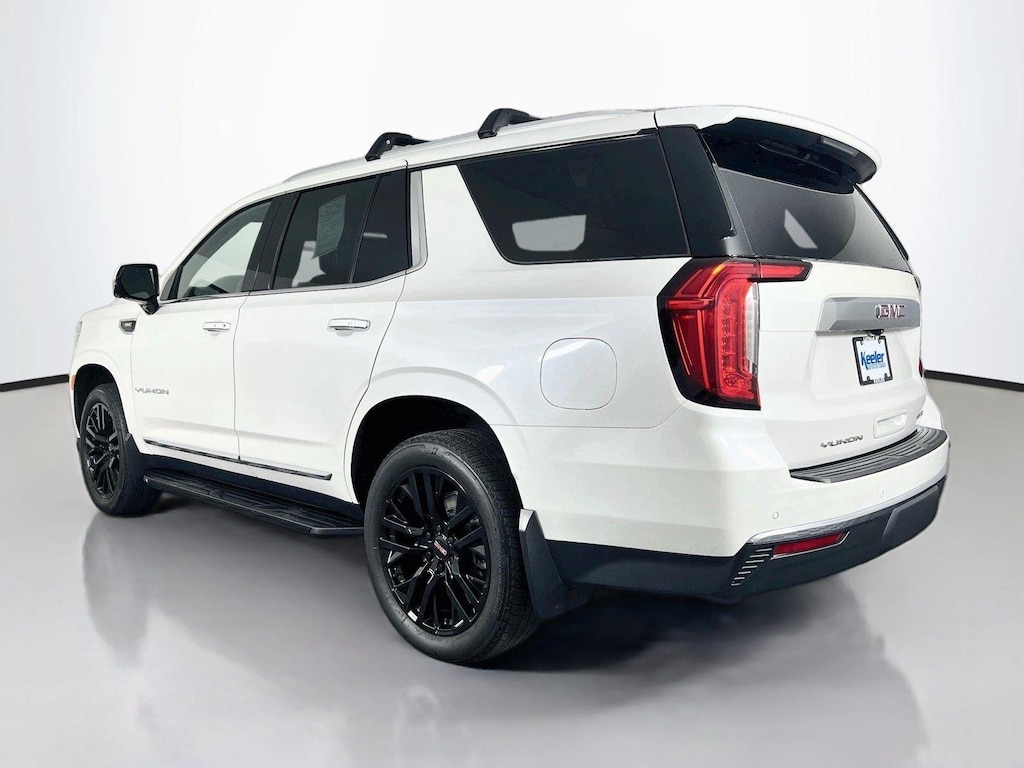 Used 2023 GMC Yukon SLT SUV