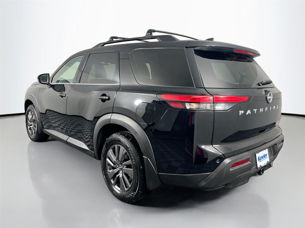 Used 2022 Nissan Pathfinder SV SUV