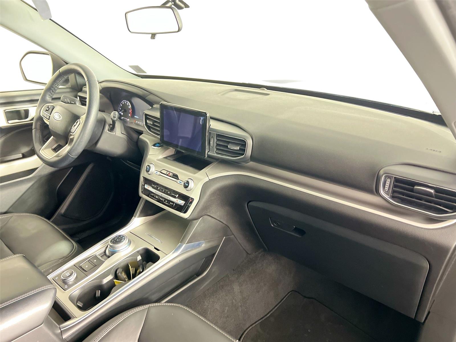 2022 Ford Explorer XLT - Photo 28