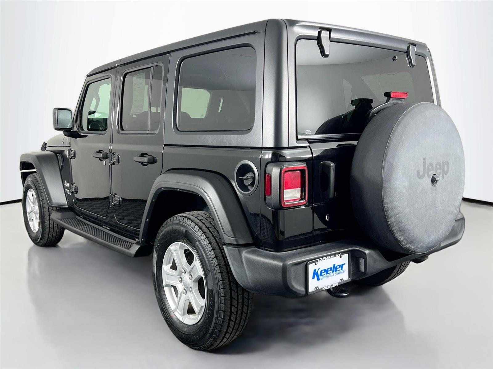 2019 Jeep Wrangler Unlimited Sport photo 4