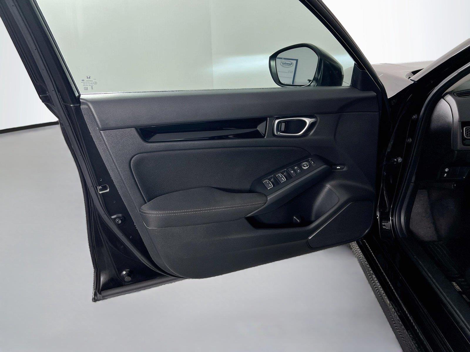 2024 Honda Civic EX - Photo 19