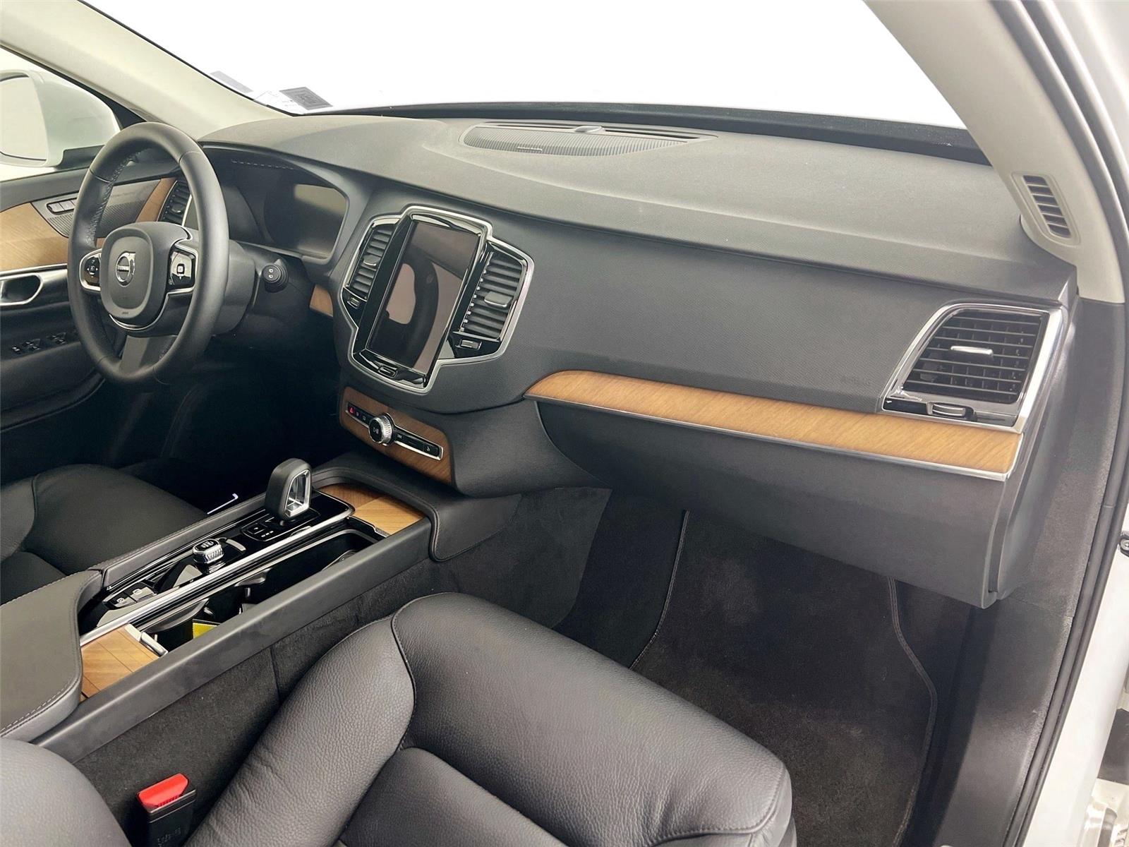 2024 Volvo XC90 Plus - Photo 29