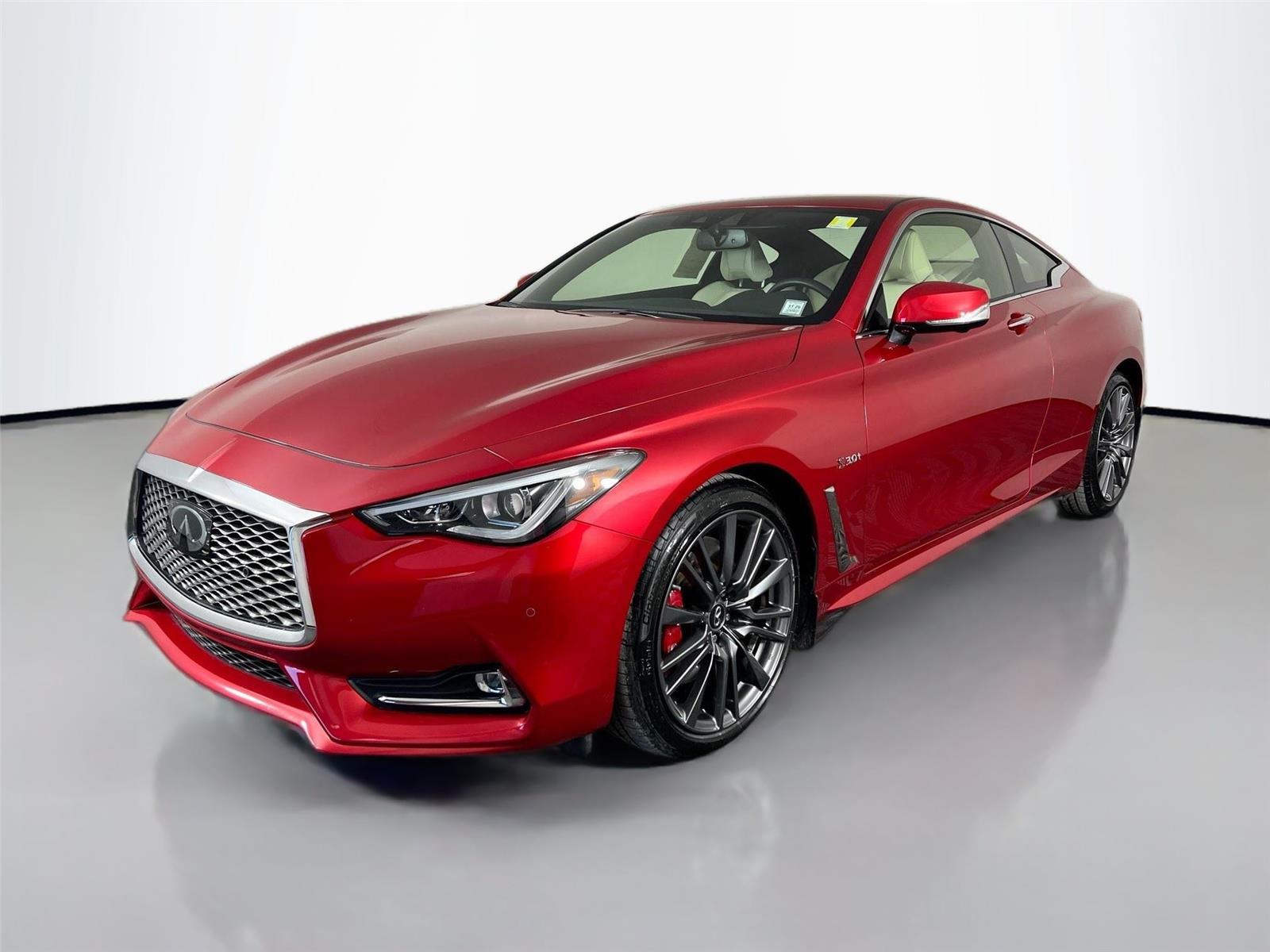 2017 Infiniti Q60 3.0t Red Sport 400 Coupe photo 2