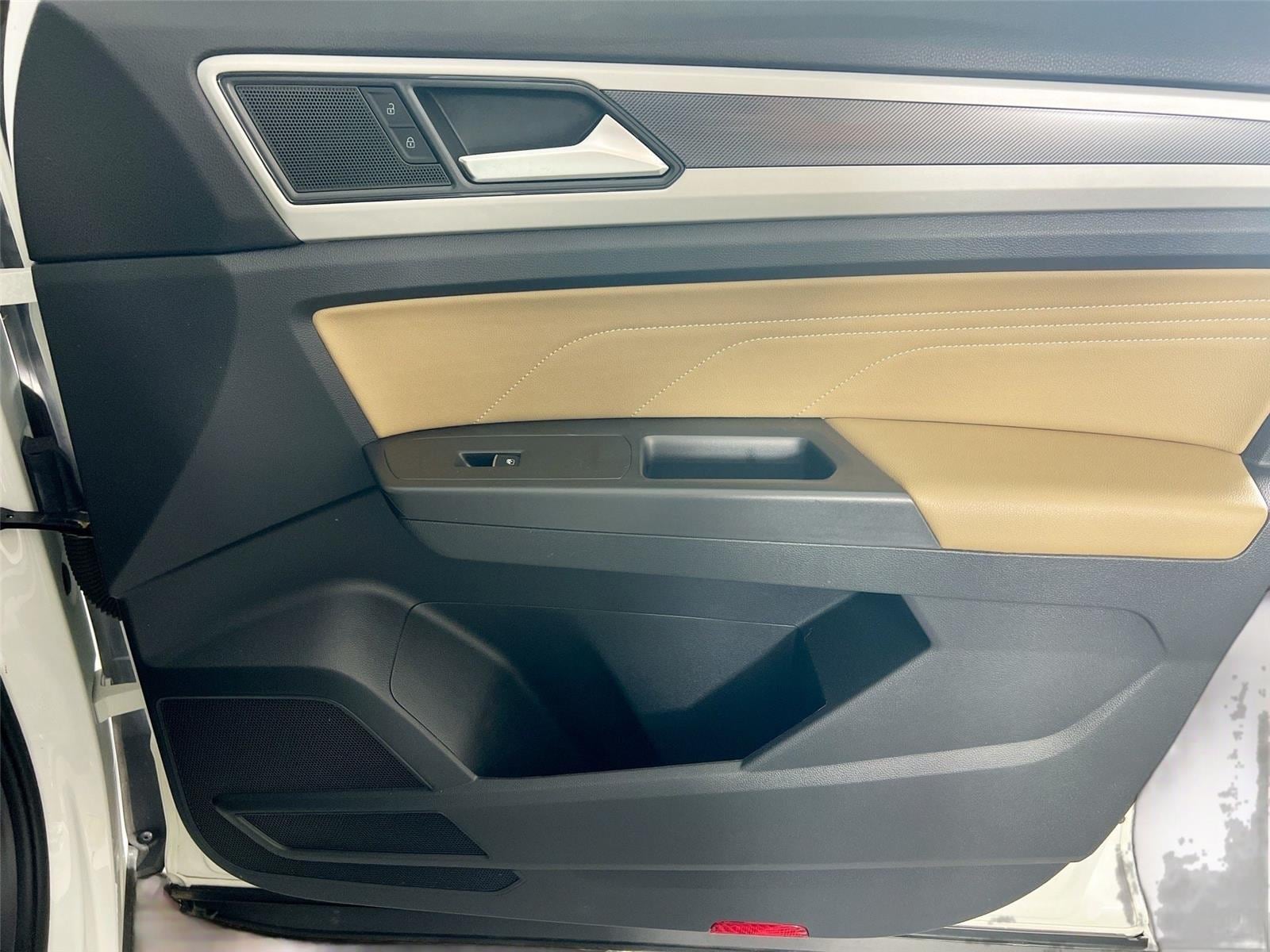 2022 Volkswagen Atlas Cross Sport SE w/Tech - Photo 29