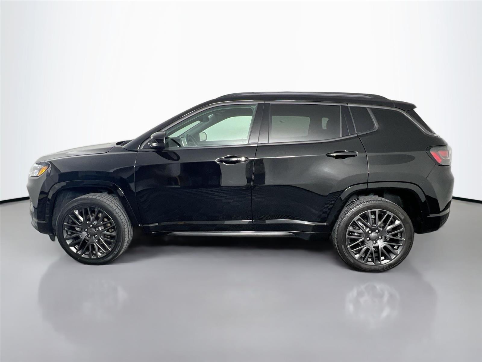2022 Jeep Compass Limited photo 2