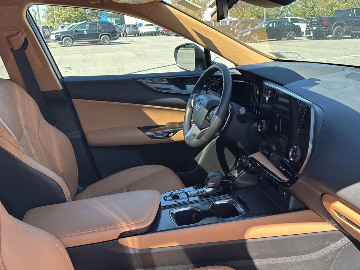 2024 Lexus NX 250 photo 4