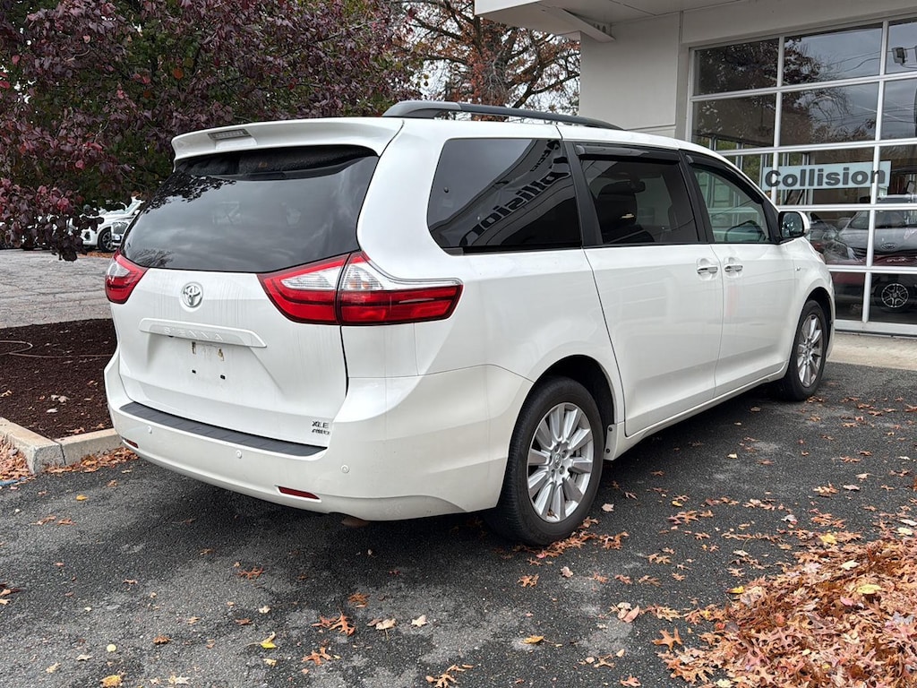 Used 2017 Toyota Sienna XLE Premium 7 Passenger Van