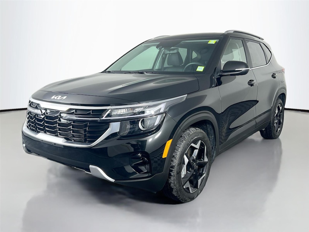 Used 2024 Kia Seltos EX SUV