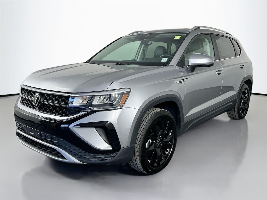 Used 2023 Volkswagen Taos 1.5T SE SUV