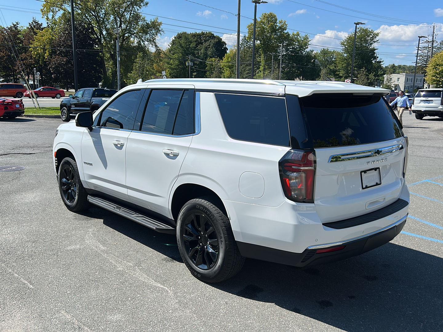 2023 Chevrolet Tahoe LT photo 3