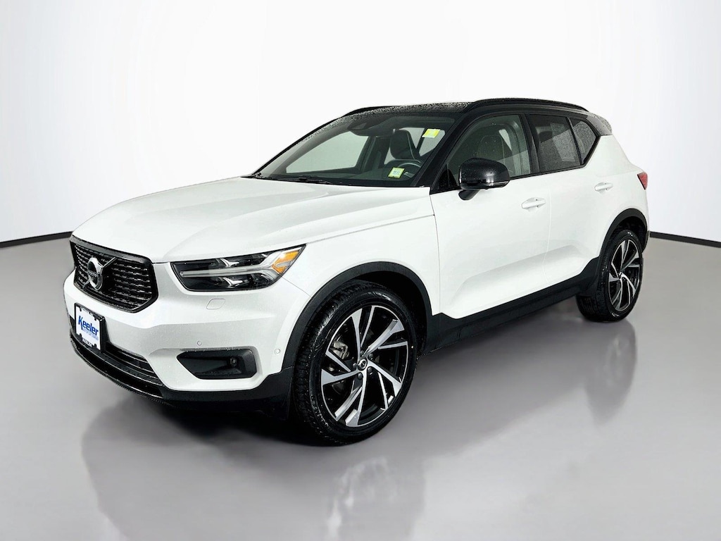 Used 2022 Volvo XC40 T5 AWD R-Design SUV