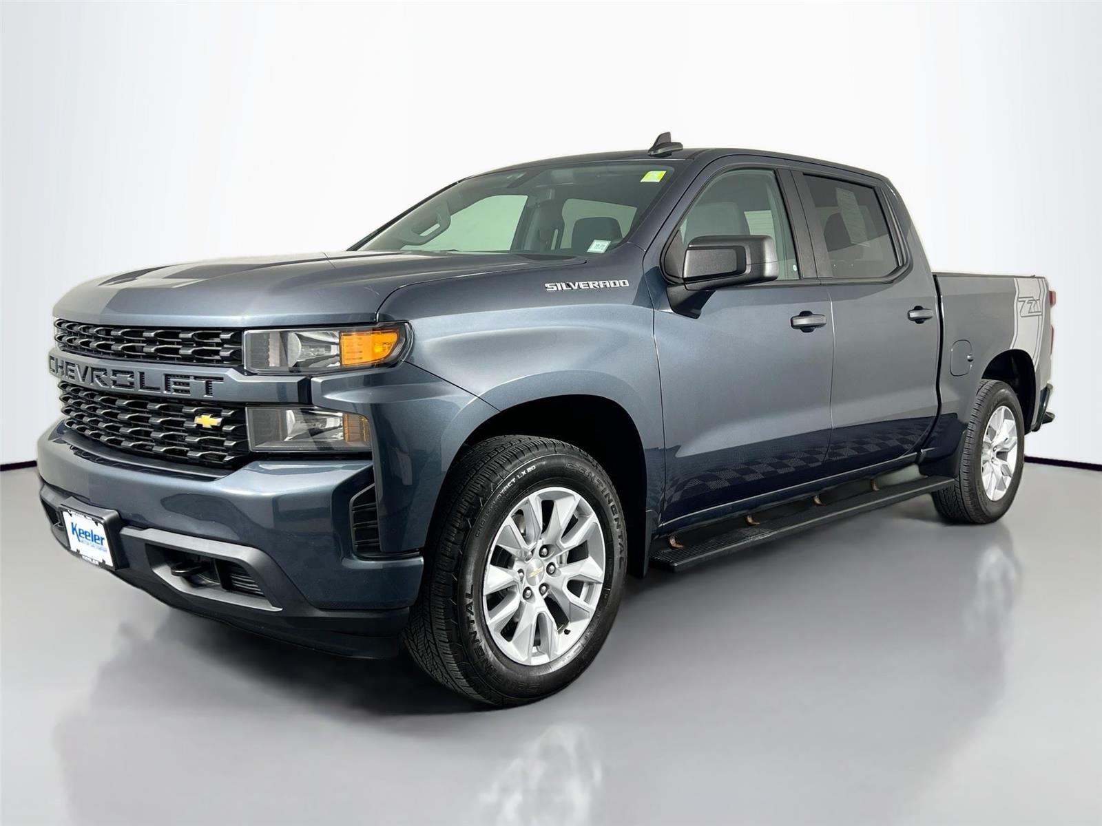 2020 Chevrolet Silverado 1500 Custom photo 2