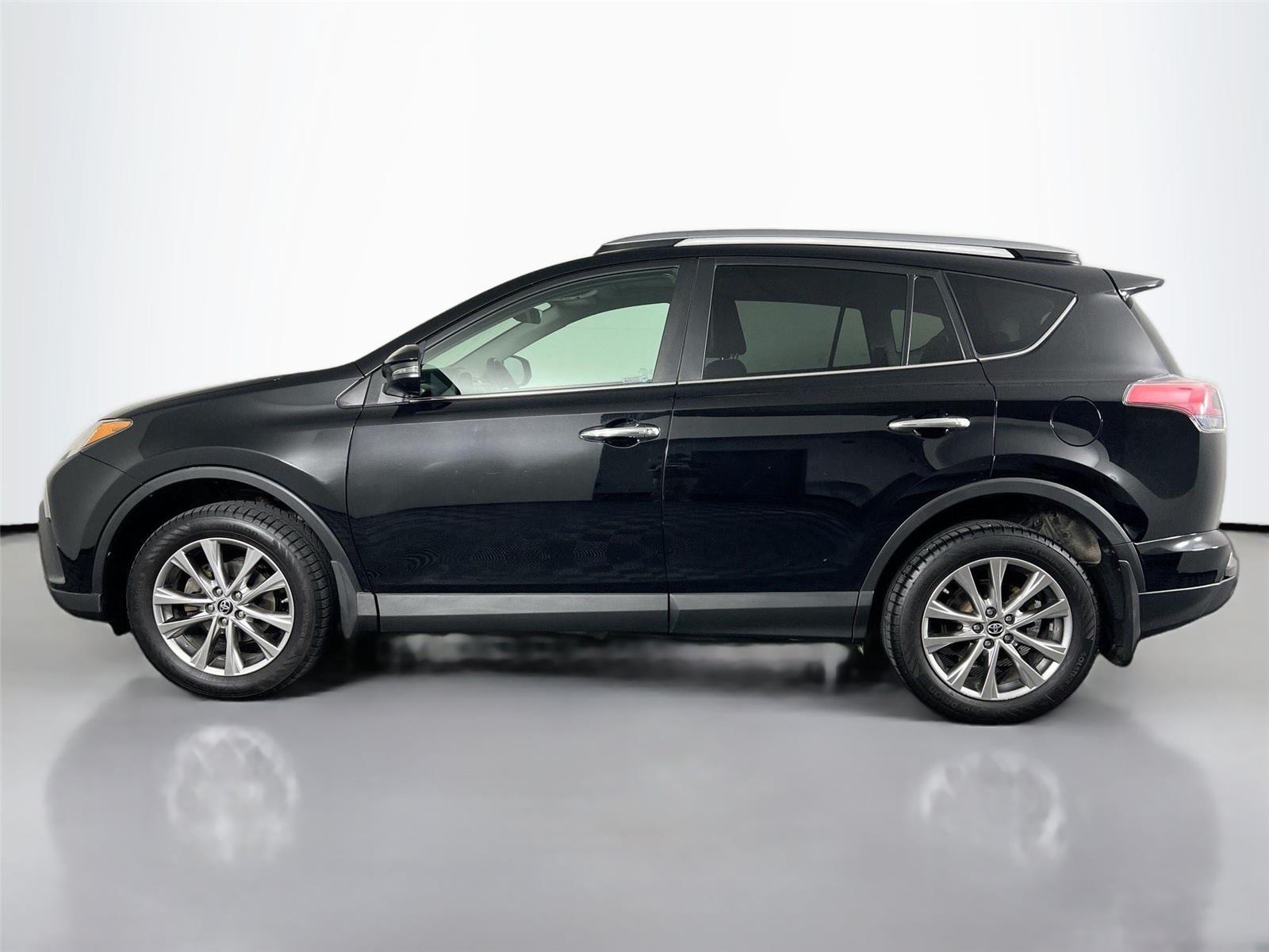 2017 Toyota RAV4 Limited photo 2