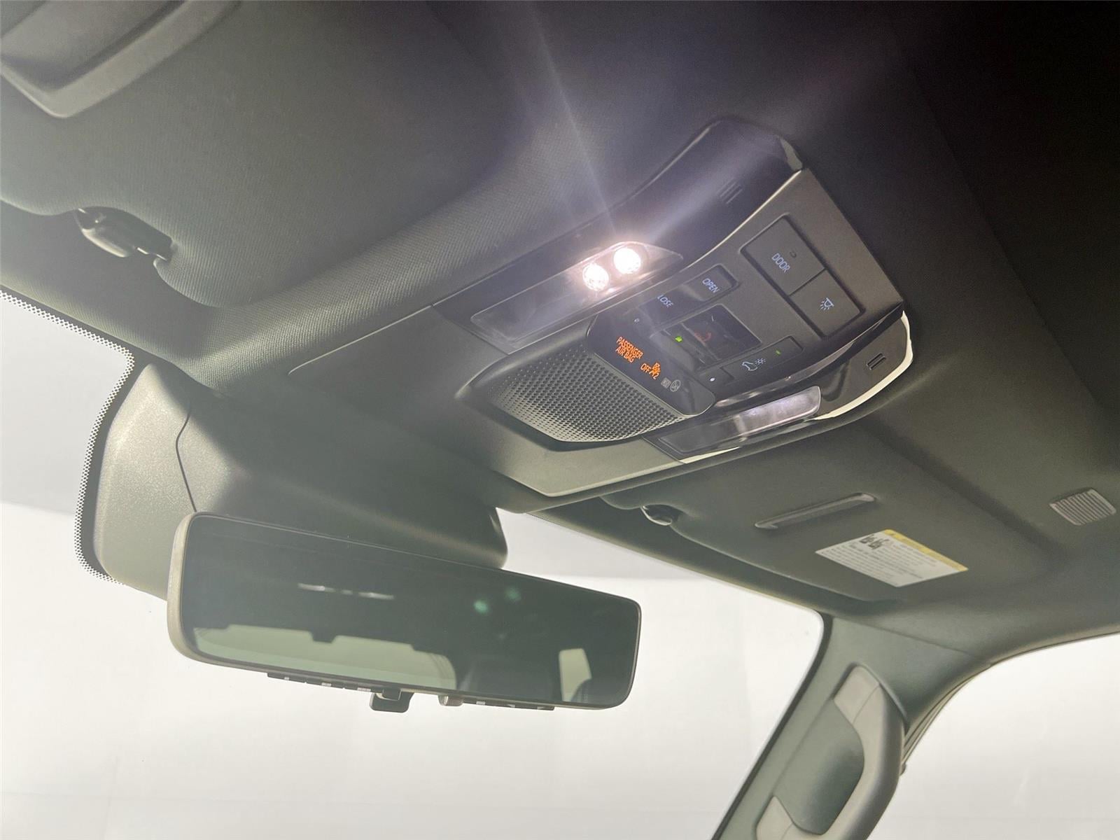 2025 Lexus GX Luxury - Photo 11
