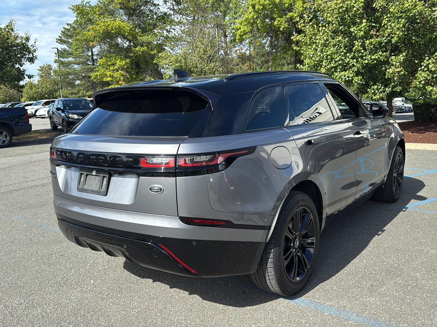 2021 Land Rover Range Rover Velar P250 R-Dynamic S photo 2