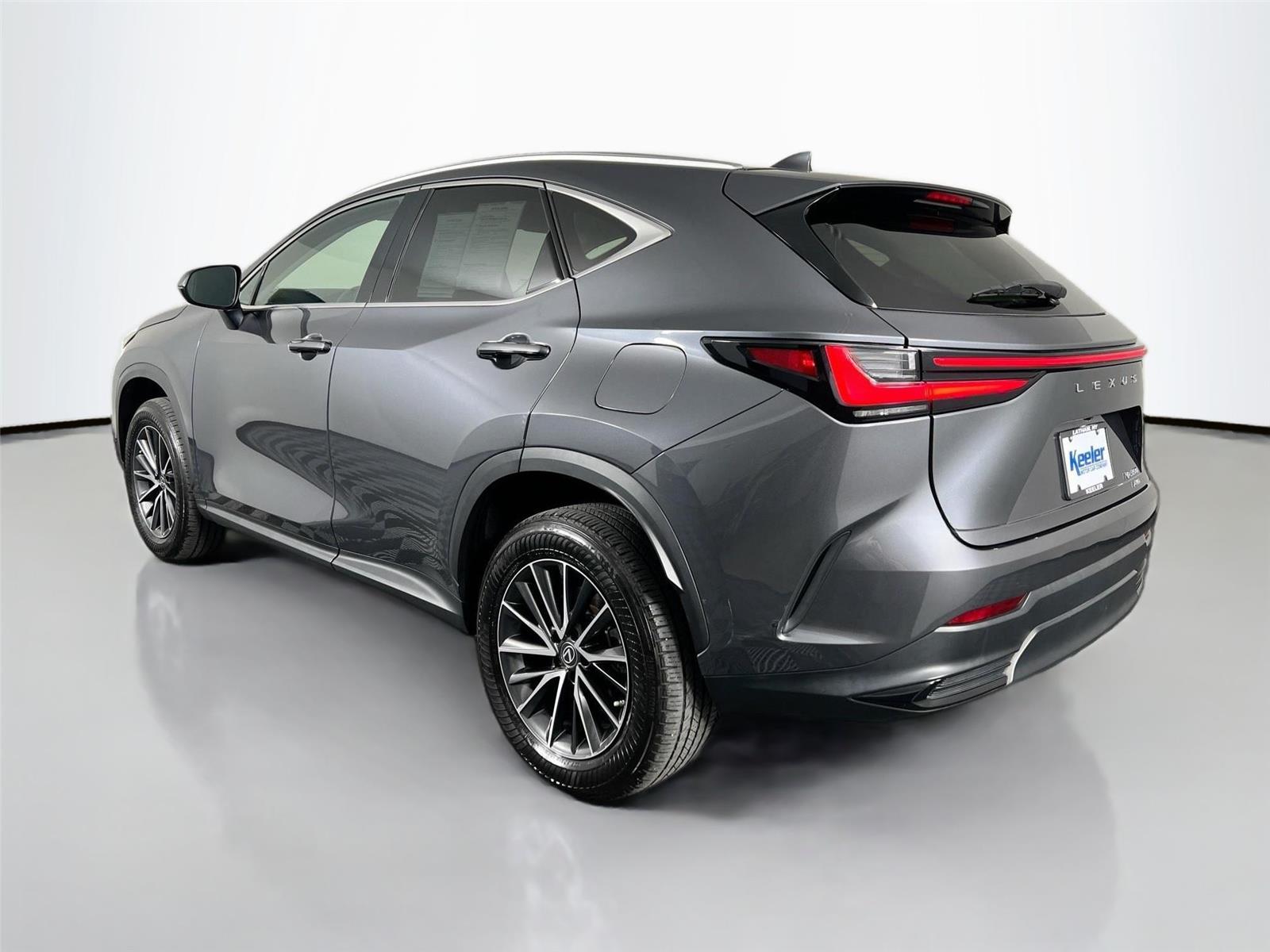 2023 Lexus NX 350 AWD photo 3