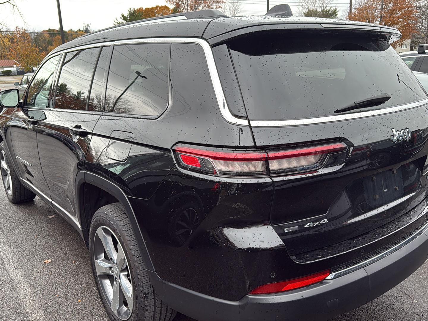 2022 Jeep Grand Cherokee Limited photo 4