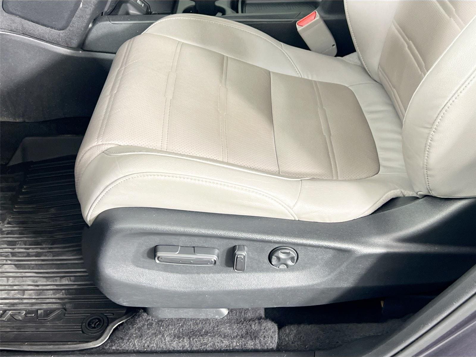 2019 Honda CR-V Touring - Photo 19