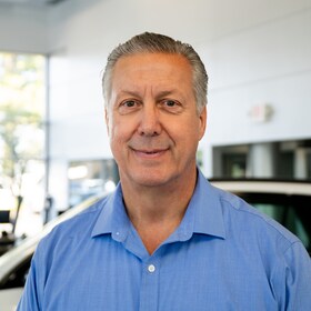 Staff member Donald Perillo from 562585afc53e